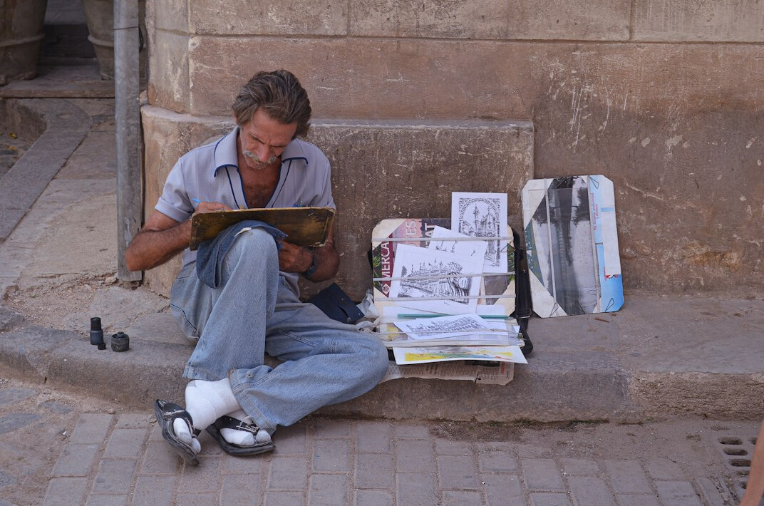 detective reading old case file